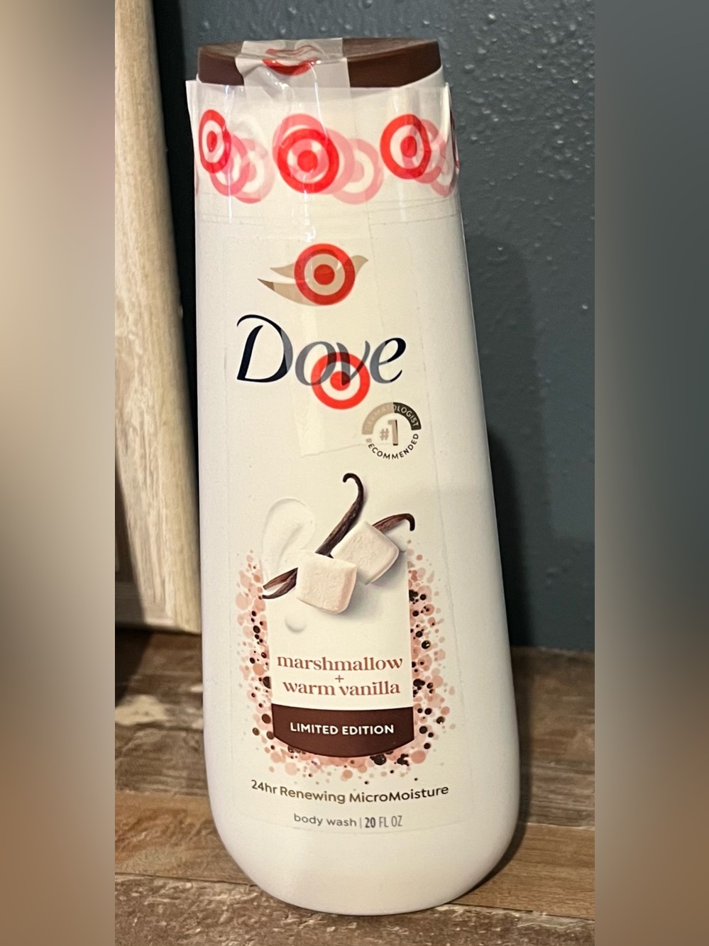 Dove Limited Edition Marshmallow & Warm Vanilla Holiday Body Wash 20 Oz New!